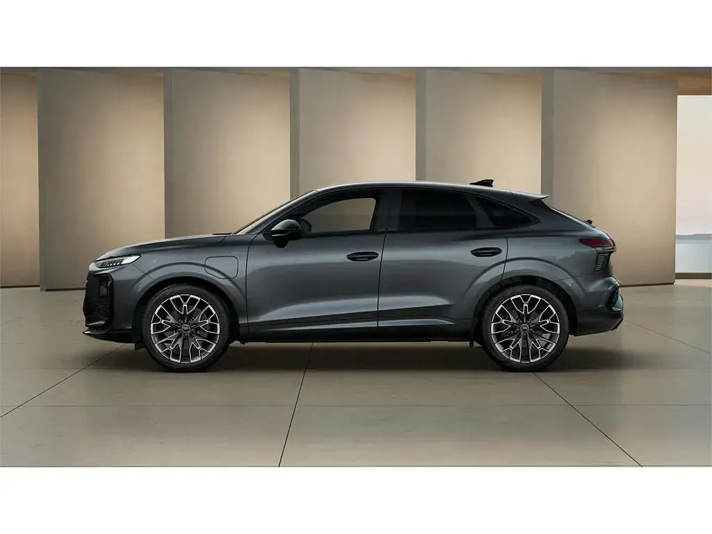 Nuevo Audi Q3 Sportback 272 CV (200 kW) 2025 Gris daytona SUV