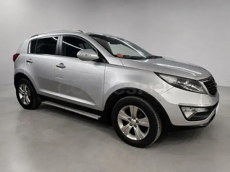 Usado Kia Sportage 115 CV (84 kW) 2011 Gris / plata SUV