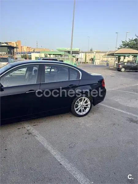 Usado BMW 325 218 CV (160 kW) 2008 Negro Berlina
