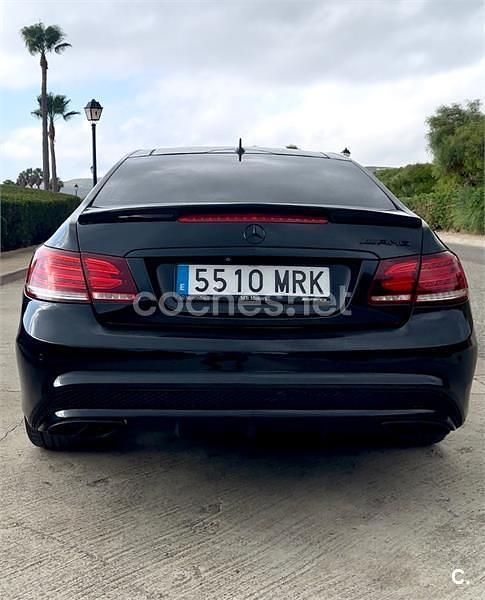 Usado Mercedes E220 170 CV (125 kW) 2015 Negro Coupe