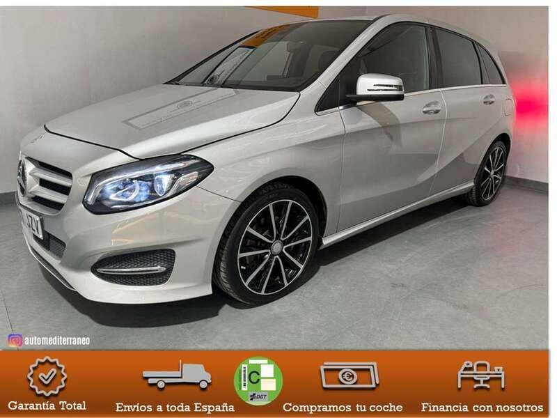 Usado Mercedes B200 136 CV (100 kW) 2017 Plateado Monovolumen