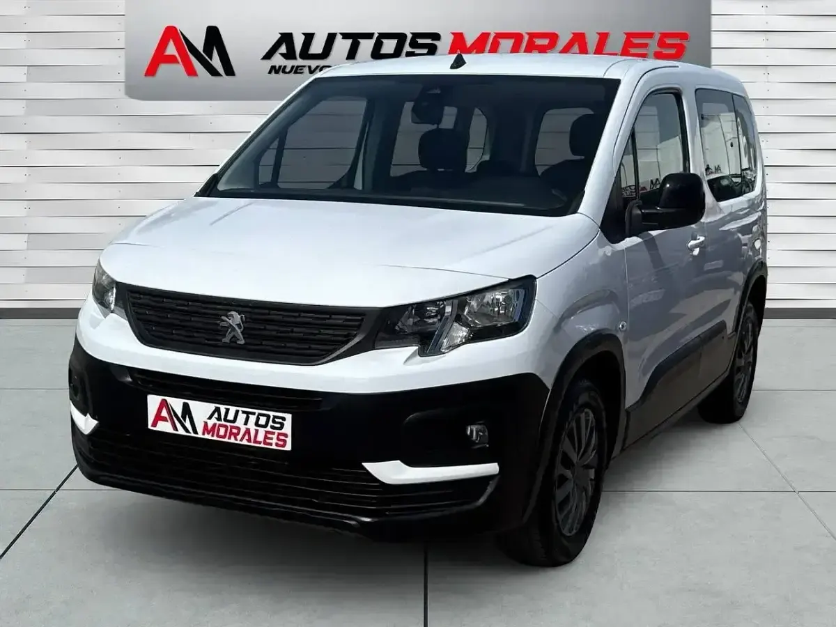 Usado Peugeot Rifter Active 102 CV (75 kW) 2022 Blanco Monovolumen