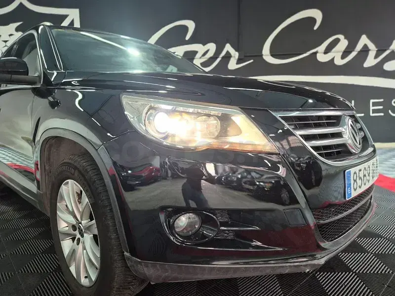Usado VW Tiguan 140 CV (102 kW) 2009 Negro SUV