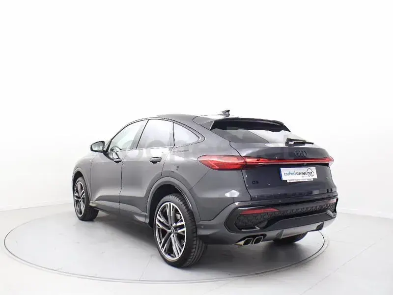Usado Audi Q5 Sportback 204 CV (150 kW) 2025 Gris / plata SUV