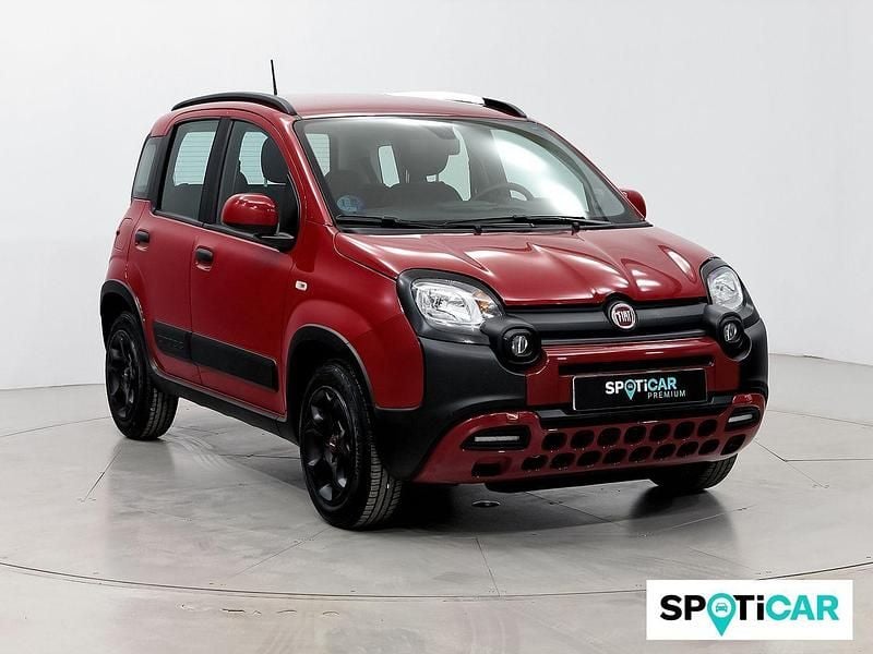 Rojo Usado 2022 Fiat Panda Cross Cross Utilitario | 13.500 € (Un poco caro) - Imagen 1/4