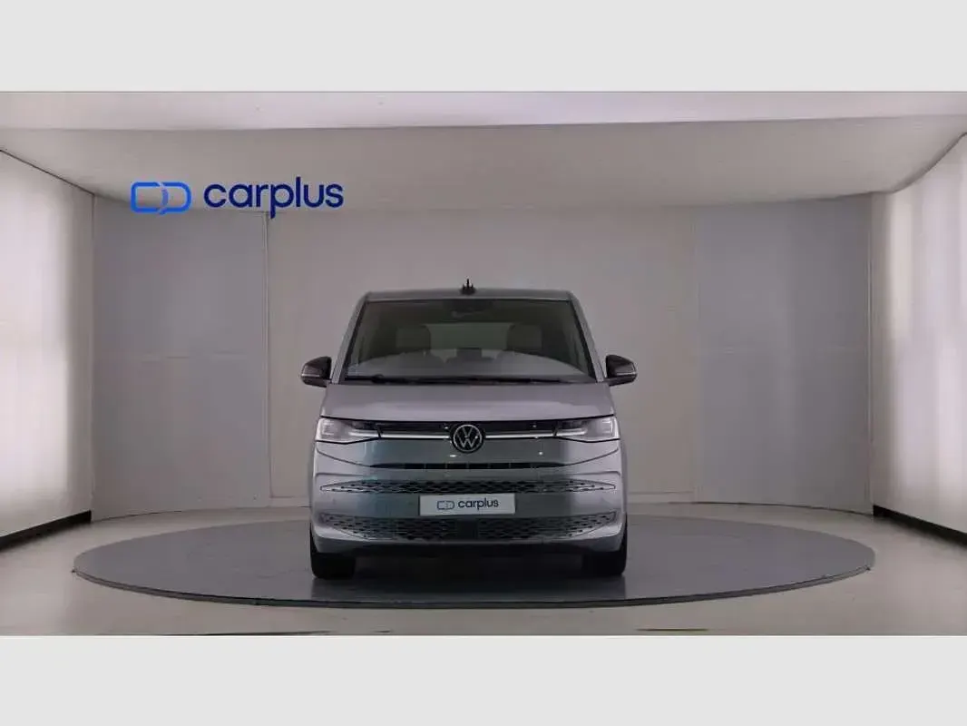 Usado VW Multivan 177 CV (130 kW) 2025 Gris Monovolumen