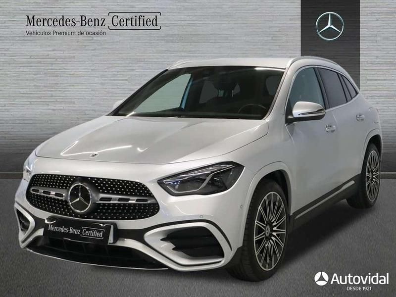 Usado Mercedes GLA220 190 CV (139 kW) 2024 Plateado SUV