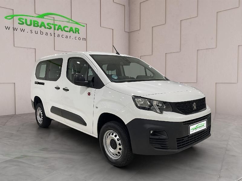 Usado Peugeot Partner 130 CV (95 kW) 2021 Blanco Monovolumen