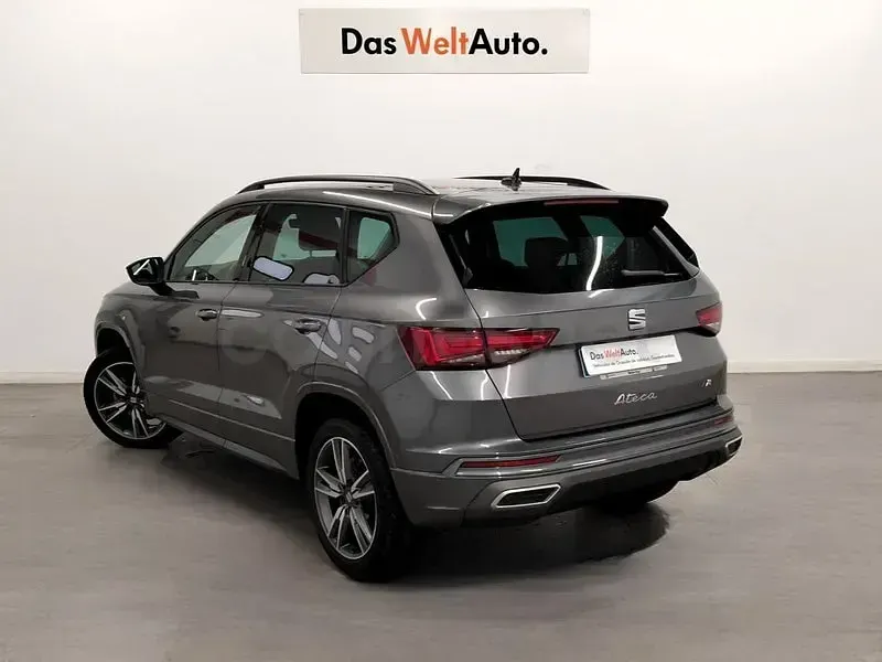 Usado Seat Ateca FR 150 CV (110 kW) 2025 Gris / plata SUV
