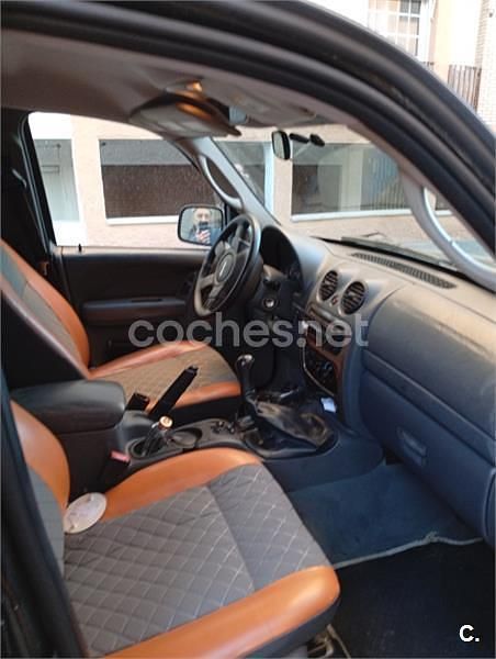 Usado Jeep Cherokee Limited 177 CV (130 kW) 2008 Negro SUV
