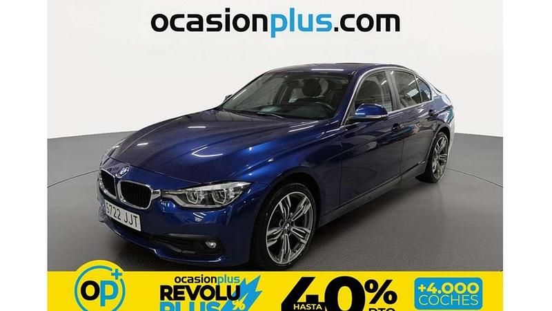 Usado BMW 318 150 CV (110 kW) 2015 Azul Berlina