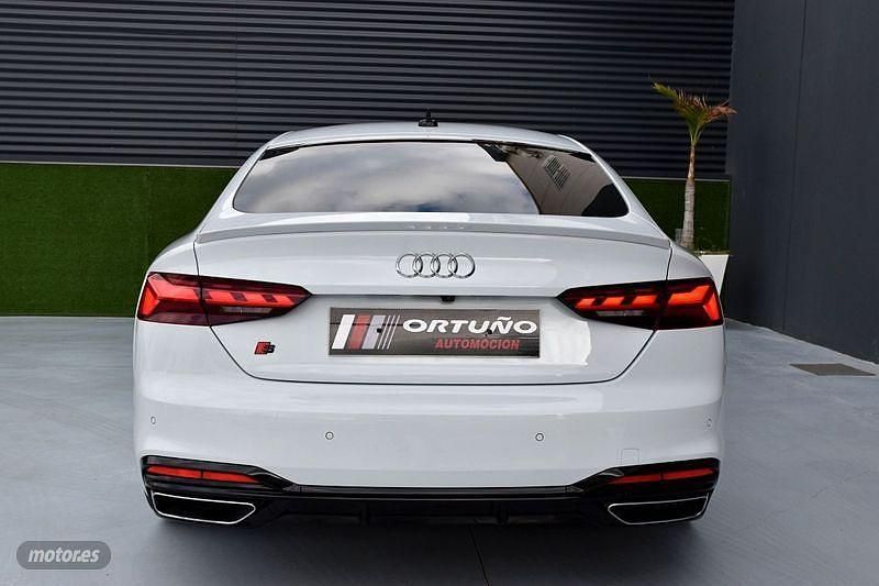 Usado Audi A5 S-Line 163 CV (119 kW) 2021 Blanco Coupe