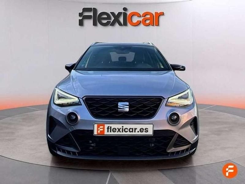 Usado Seat Arona FR 116 CV (85 kW) 2024 Gris SUV