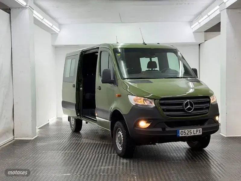 Usado Mercedes Sprinter 190 CV (139 kW) 2021 Verde Van