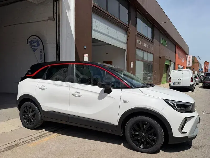 Usado Opel Crossland X GS Line 110 CV (80 kW) 2021 Blanco SUV