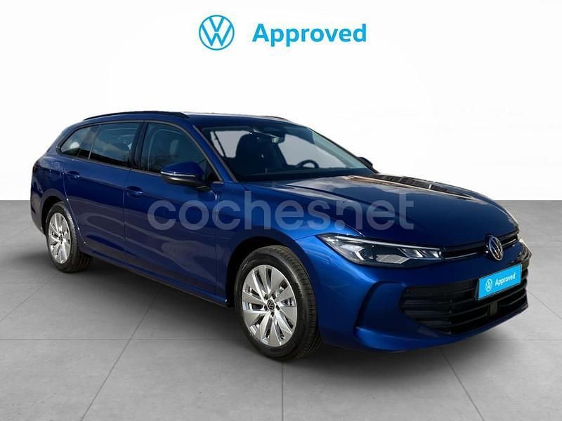 Azul Usado 2025 VW Passat Familiar | 39.690 € (Super precio) - Imagen 1/4