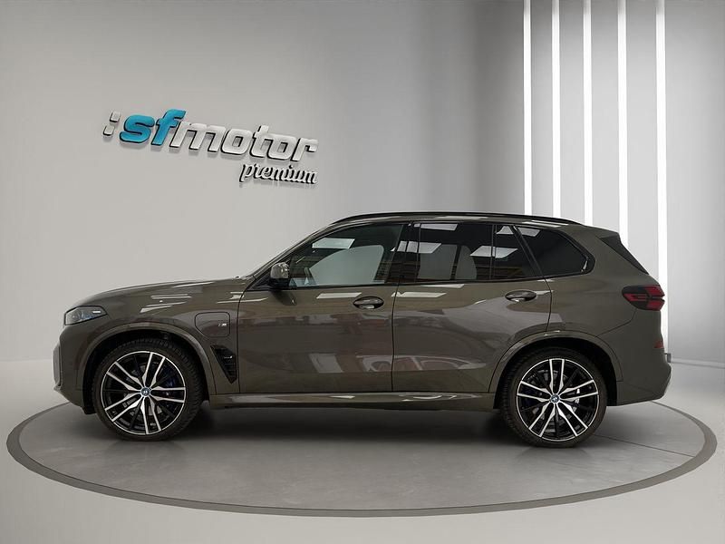 Usado BMW X5 Comfort Edition 489 CV (359 kW) 2024 Marrón metalizado SUV