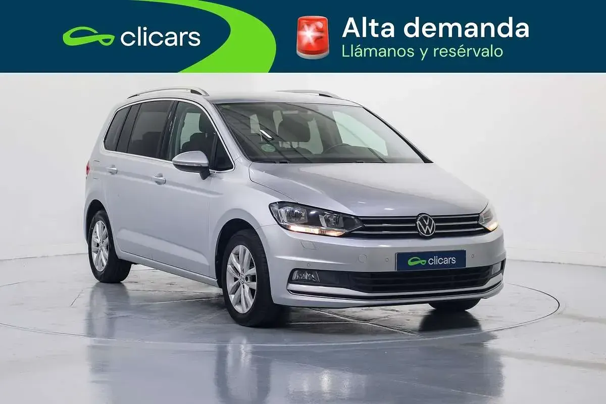 Usado VW Touran Advance 150 CV (110 kW) 2021 Gris Monovolumen