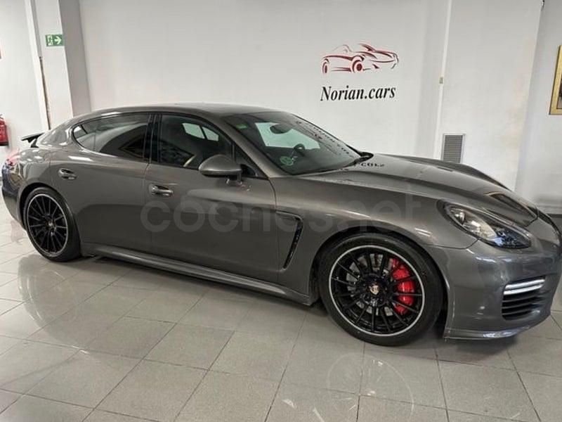 Usado Porsche Panamera 440 CV (323 kW) 2014 Gris / plata Berlina