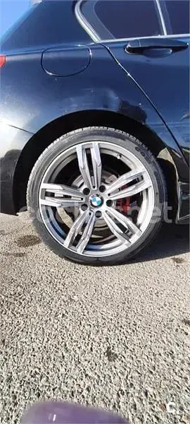 Usado BMW 118 Sport Line 143 CV (105 kW) 2012 Negro Utilitario