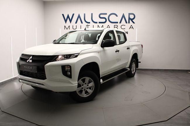 Usado Mitsubishi L200 150 CV (110 kW) 2022 Blanco Pickup/Camioneta