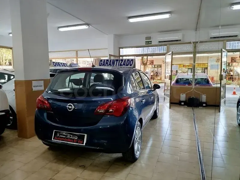 Usado Opel Corsa Business 90 CV (66 kW) 2016 Azul Utilitario