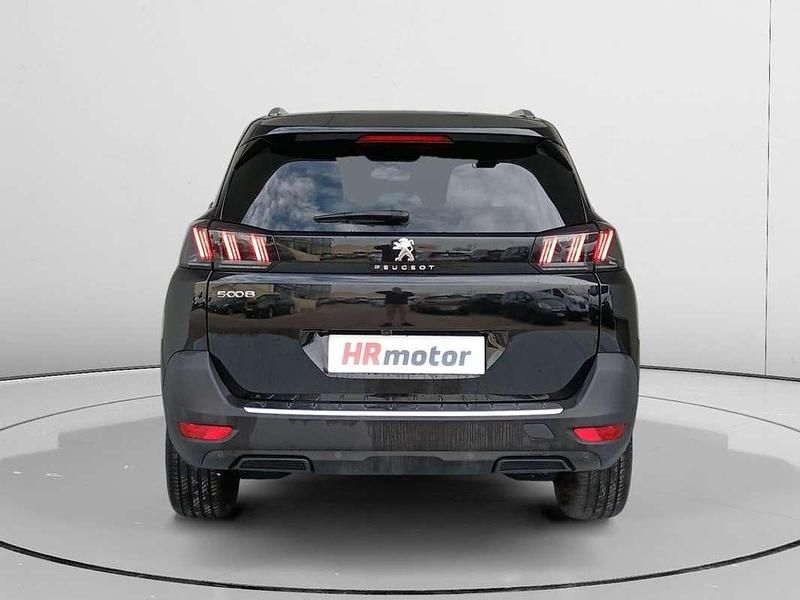 Usado Peugeot 5008 Active 132 CV (97 kW) 2022 Negro SUV