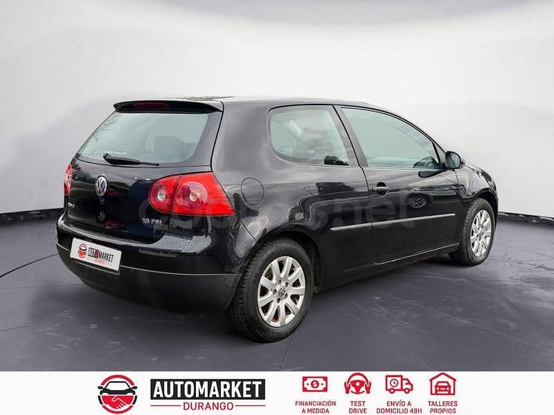 Usado VW Golf IV Highline 115 CV (84 kW) 2004 Negro Berlina
