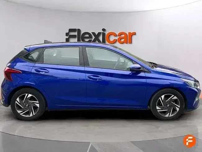 Usado Hyundai i20 84 CV (61 kW) 2021 Azul Utilitario