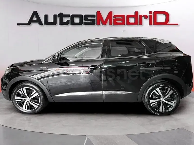 Usado Peugeot 3008 Allure 225 CV (165 kW) 2020 Gris / plata SUV