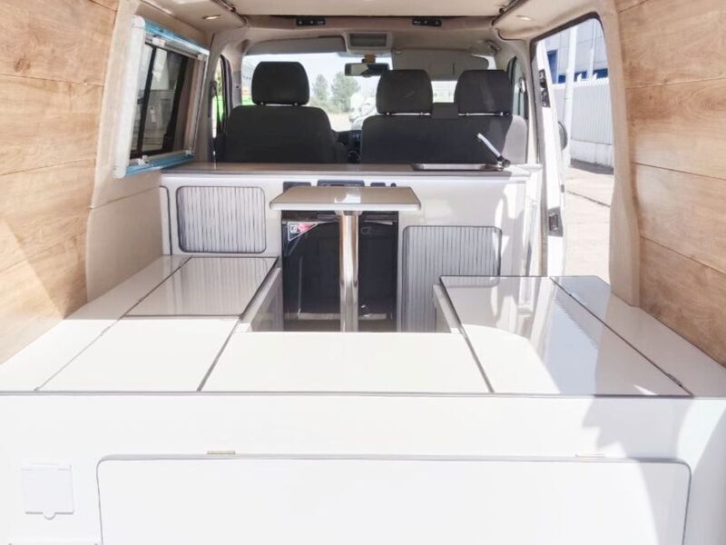 Usado VW California Beach 150 CV (110 kW) 2015 Blanco Van