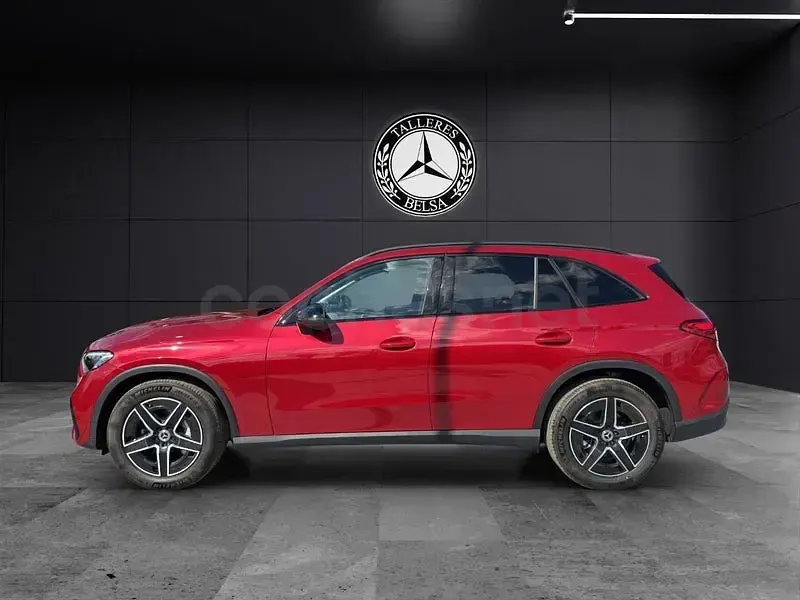 Nuevo Mercedes GLC220 197 CV (144 kW) 2026 Granate SUV