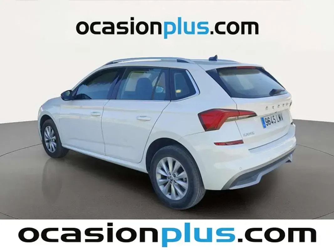 Usado Skoda Kamiq Ambition 110 CV (80 kW) 2021 Blanco SUV