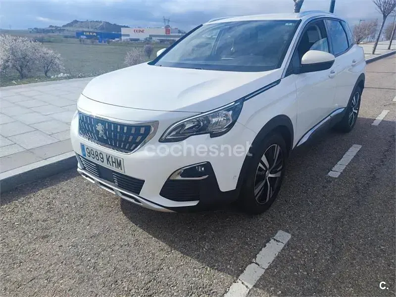 Usado Peugeot 3008 Allure 130 CV (95 kW) 2018 Blanco SUV