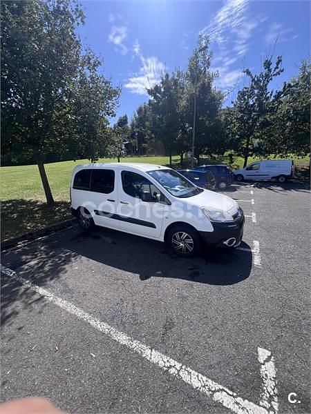 Usado Citroën Berlingo Tonic 92 CV (67 kW) 2014 Blanco Monovolumen