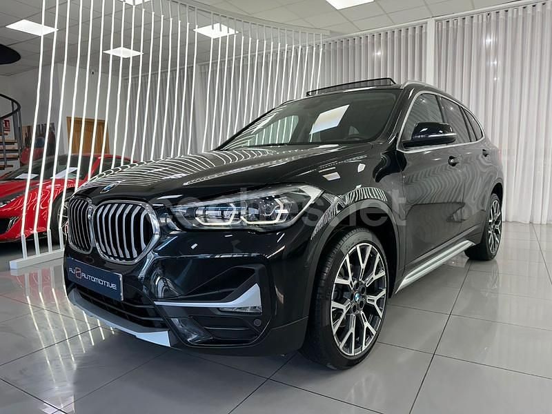 Negro Usado 2022 BMW X1 Sport Line SUV | 29.990 € - Imagen 1/4