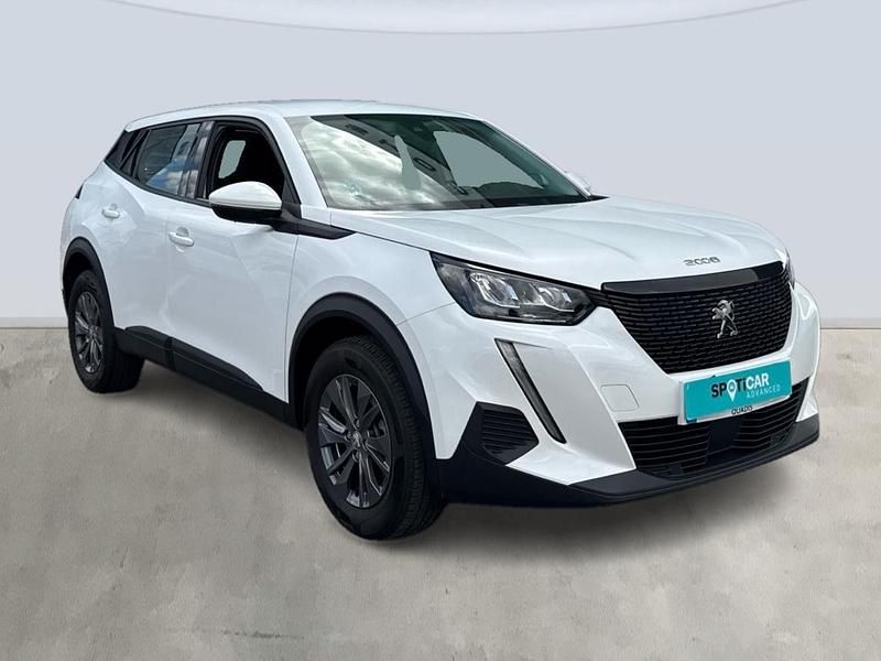 Usado Peugeot 2008 Active 110 CV (80 kW) 2020 Blanco SUV