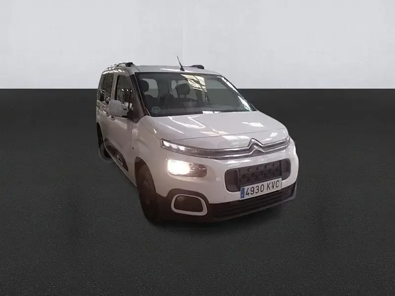 Usado Citroën Berlingo Feel 102 CV (75 kW) 2019 Blanco Monovolumen