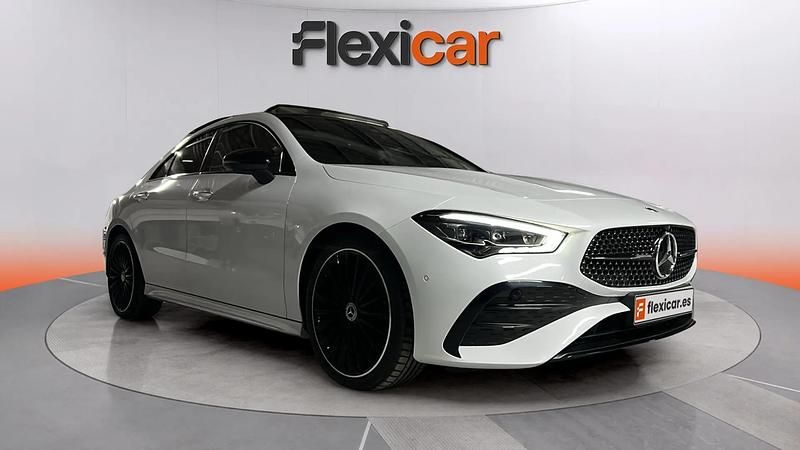 Usado Mercedes CLA200 150 CV (110 kW) 2025 Berlina