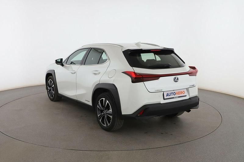 Usado Lexus UX 250h 184 CV (135 kW) 2021 Blanco SUV