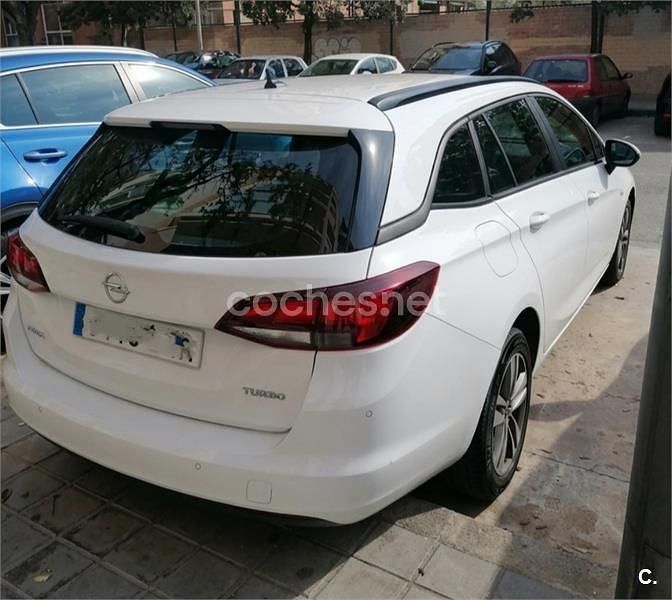 Usado Opel Astra Business Elegance 145 CV (106 kW) 2020 Blanco Familiar