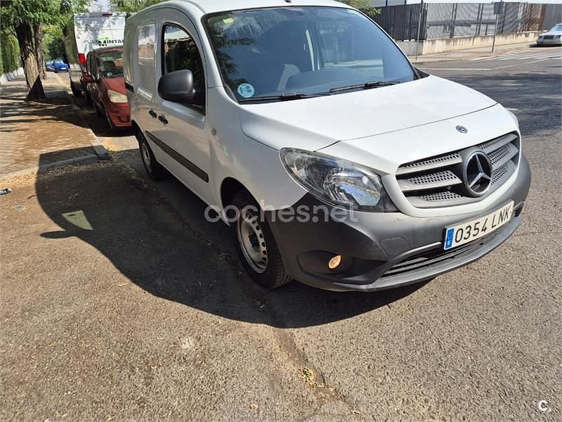 Blanco Usado 2021 Mercedes Citan 109 Familiar | 12.999 € (Precio justo) - Imagen 1/4