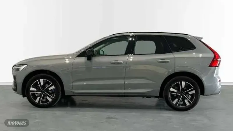 Usado Volvo XC60 Plus 2025 Gris SUV