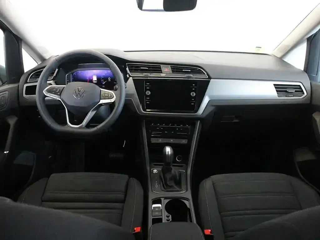 Nuevo VW Touran 150 CV (110 kW) 2025 Gris Monovolumen