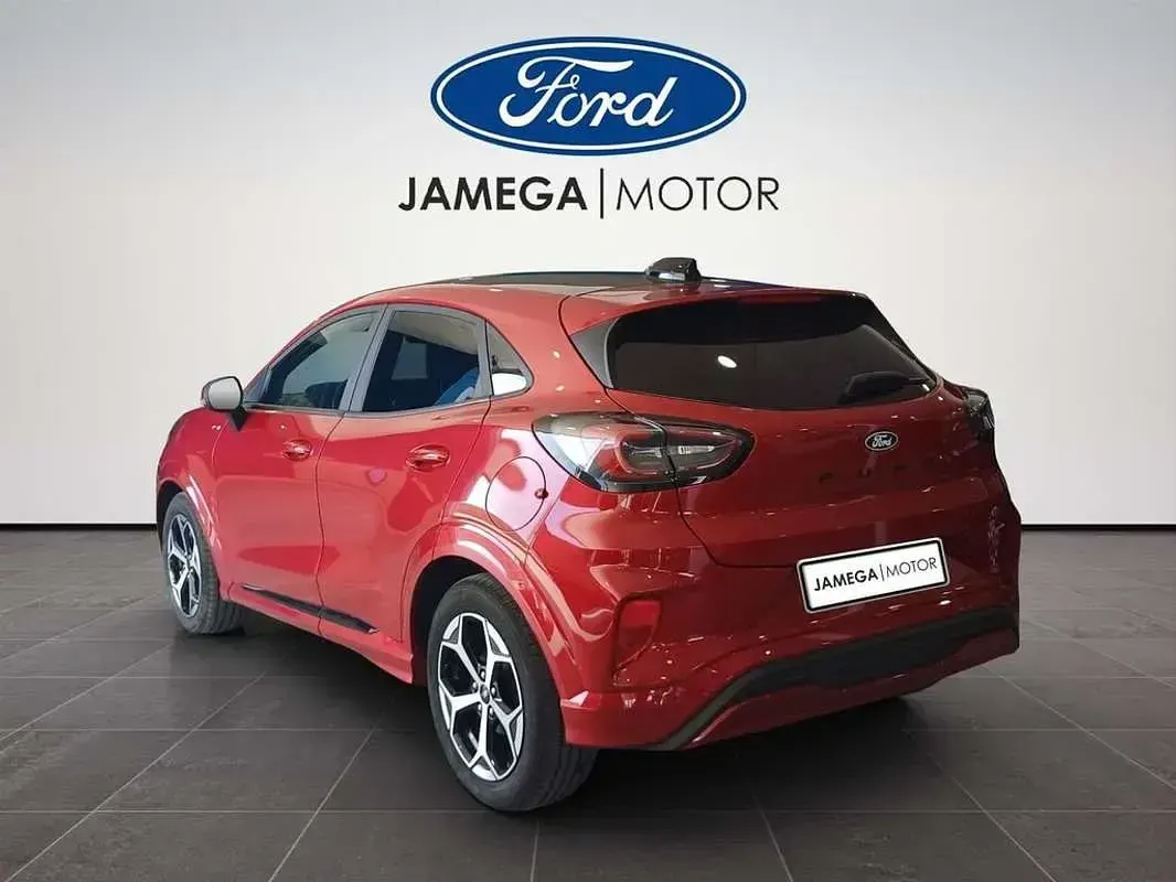 Usado Ford Puma ST-Line 124 CV (91 kW) 2025 Rojo SUV