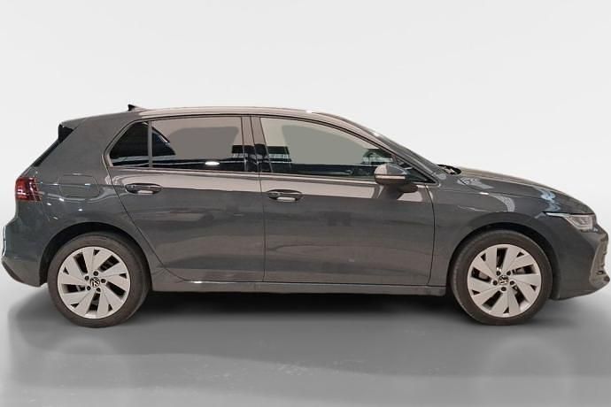 Usado VW Golf VIII Life 115 CV (84 kW) 2025 Berlina