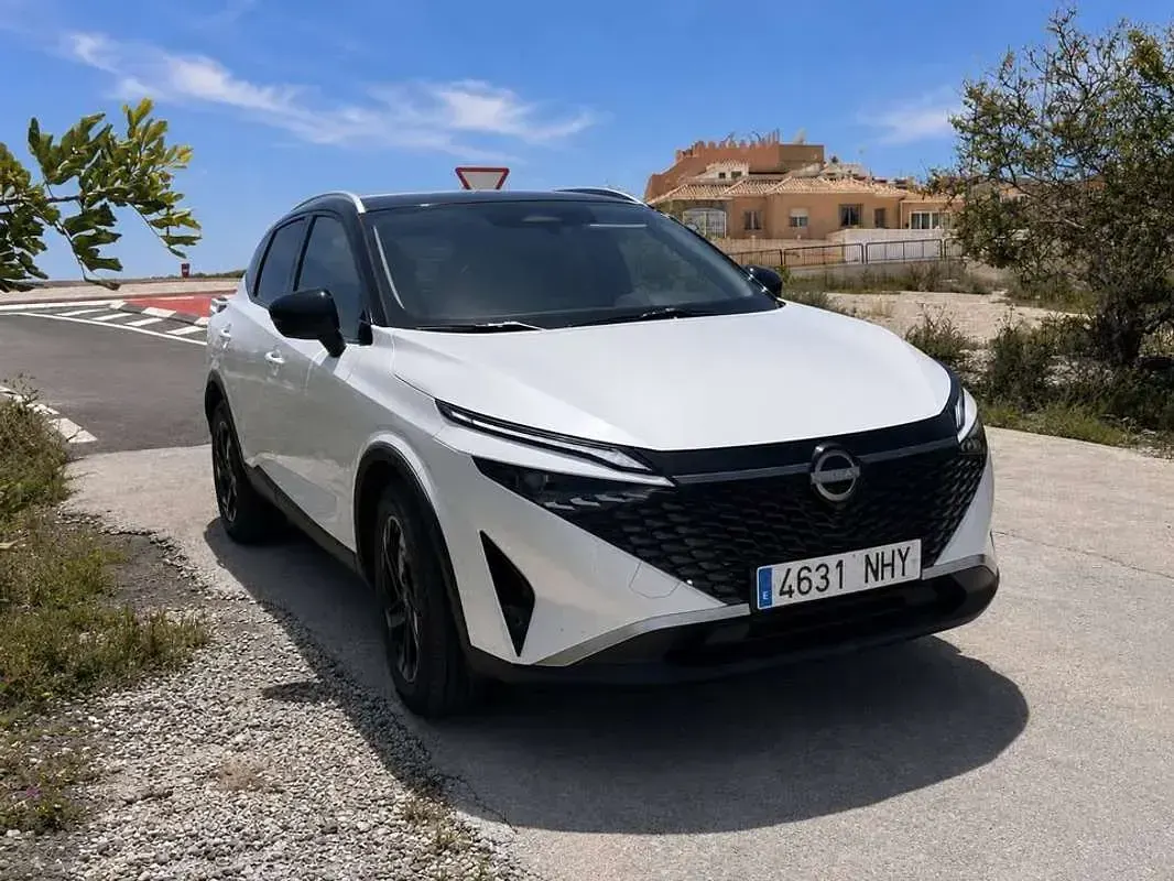 Usado Nissan Qashqai N-Connecta 158 CV (116 kW) 2025 Blanco SUV