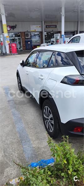 Usado Peugeot 2008 Active 100 CV (73 kW) 2020 Blanco SUV