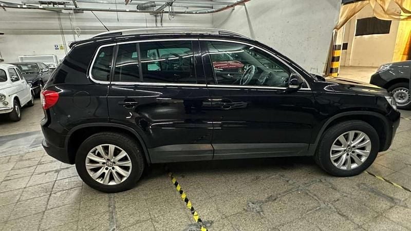 Usado VW Tiguan 140 CV (102 kW) 2008 Negro SUV