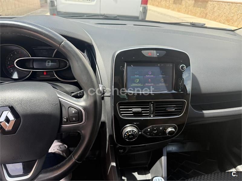 Usado Renault Clio IV Zen 90 CV (66 kW) 2017 Blanco Berlina